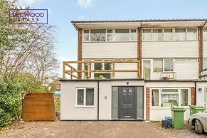 Ettrick Court House By REDWOOD STAYS