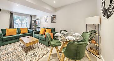 Ettrick Court House By REDWOOD STAYS