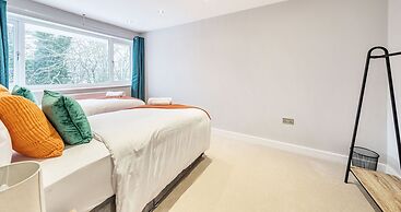 Ettrick Court House By REDWOOD STAYS