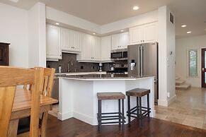 Perfect Basecamp for Mt. Bachelor With Hot Tub