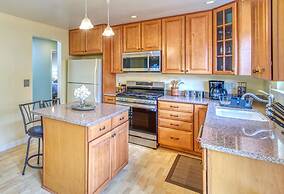 Live Oak Oasis Santa Cruz Chic