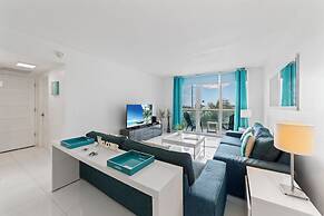 Ocean Wind Luxury Beachfront Condo With Pool & Gym