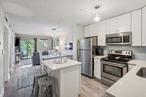 Seaside Bliss Retreat Coastal Condo for 6