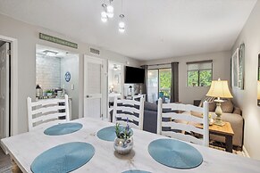 Seaside Bliss Retreat Coastal Condo for 6