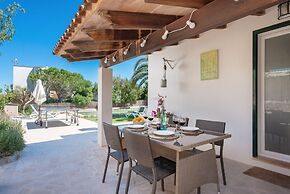 Las Estrellas in Cala Llombards