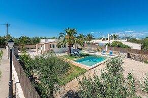 Las Estrellas in Cala Llombards