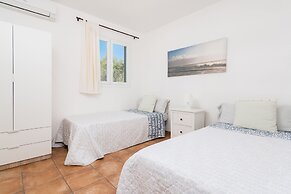 Las Estrellas in Cala Llombards