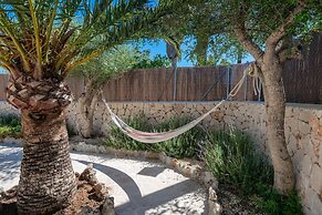 Las Estrellas in Cala Llombards