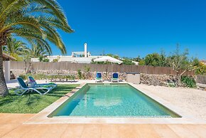 Las Estrellas in Cala Llombards