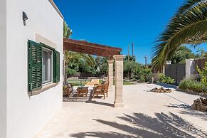 Las Estrellas in Cala Llombards