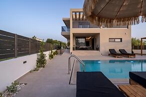 Diamond Villa With Swimming Pool