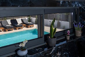 Diamond Villa With Swimming Pool