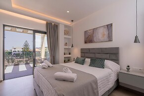 Diamond Villa With Swimming Pool