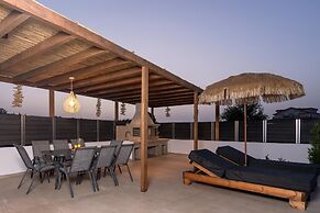 Diamond Villa With Swimming Pool