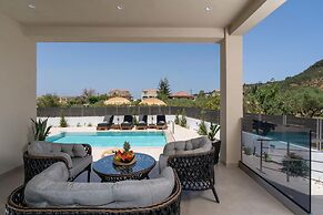 Diamond Villa With Swimming Pool