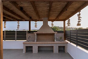 Diamond Villa With Swimming Pool