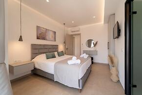 Diamond Villa With Swimming Pool