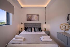 Diamond Villa With Swimming Pool