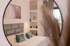 Diamond Villa With Swimming Pool