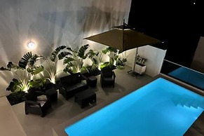 Horizon Marin in Raf Raf