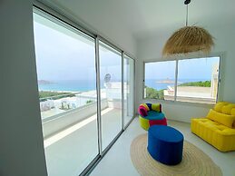 Horizon Marin in Raf Raf