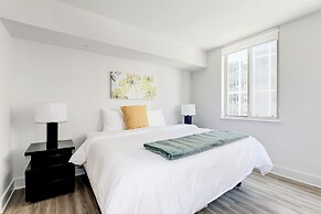 Elegant 2BR Apartment - Minutes to D.C.