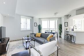 Elegant 2BR Apartment - Minutes to D.C.