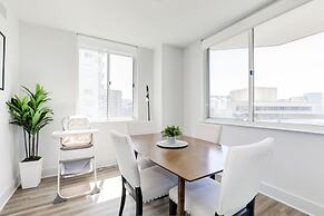 Elegant 2BR Apartment - Minutes to D.C.