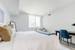 Elegant 2BR Apartment - Minutes to D.C.