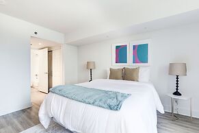 Elegant 2BR Apartment - Minutes to D.C.