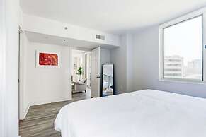 Elegant 2BR Apartment - Minutes to D.C.