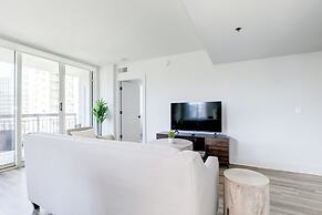 Elegant 2BR Apartment - Minutes to D.C.