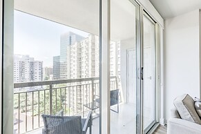 Elegant 2BR Apartment - Minutes to D.C.