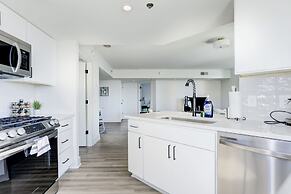 Elegant 2BR Apartment - Minutes to D.C.