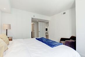 Elegant 2BR Apartment - Minutes to D.C.