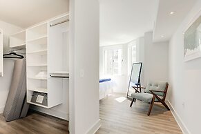 Elegant 2BR Apartment - Minutes to D.C.