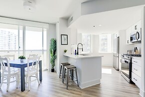 Elegant 2BR Apartment - Minutes to D.C.