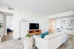 Elegant 2BR Apartment - Minutes to D.C.