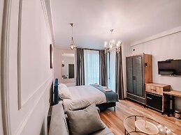 Trinity Hotel