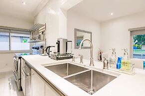 Events Welcome 5b3b Home w Pool Hot Tub BBQ