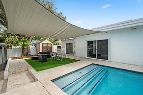 Events Welcome 5b3b Home w Pool Hot Tub BBQ