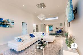 Events Welcome 5b3b Home w Pool Hot Tub BBQ