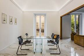 Upscale Urban Apartment