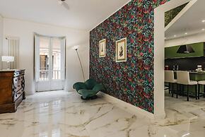 Upscale Urban Apartment