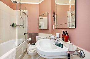 Westminster Retreat by Underthedoormat