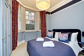 Westminster Retreat by Underthedoormat