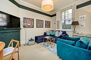 Westminster Retreat by Underthedoormat