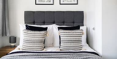 Brabon Road House By REDWOOD STAYS