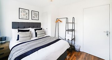 Brabon Road House By REDWOOD STAYS