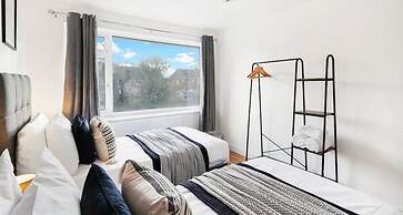 Brabon Road House By REDWOOD STAYS